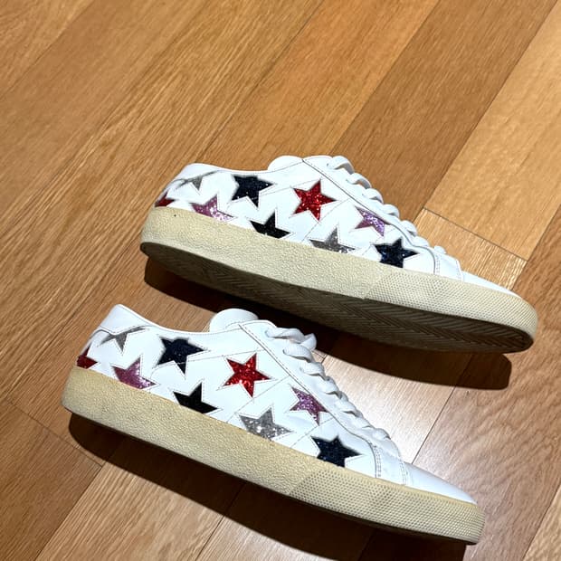 생로랑 멀티스타패치 스니커즈 41.5 (265)