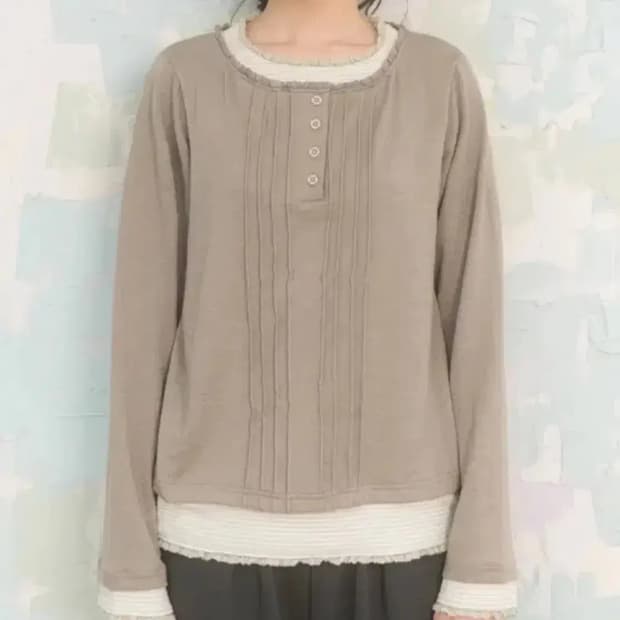 나이엔 빈티지 레이어드 헨리넥 롱슬리브