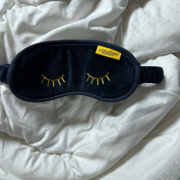 록시땅 수면 안대+대한항공 일등석 어메니티들