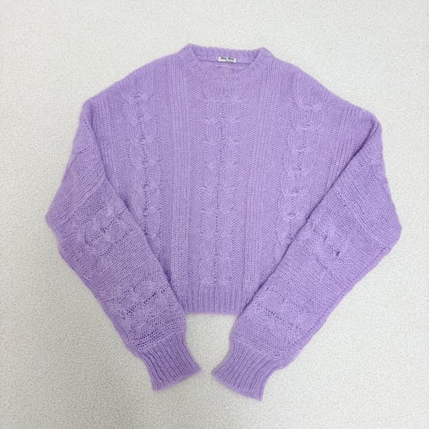 미우미우 모헤어 롱 슬리브 루즈핏 스웨터 라이트 퍼플