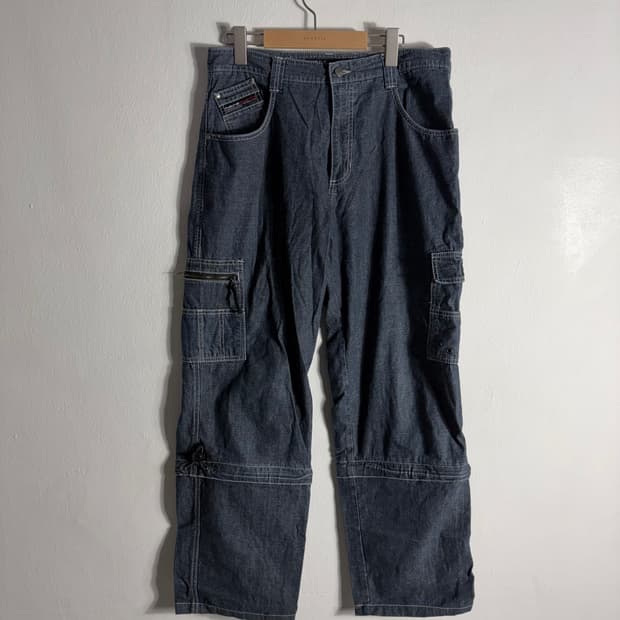 03s 후부 네이비 워싱 카고 지퍼 조절 데님 팬츠