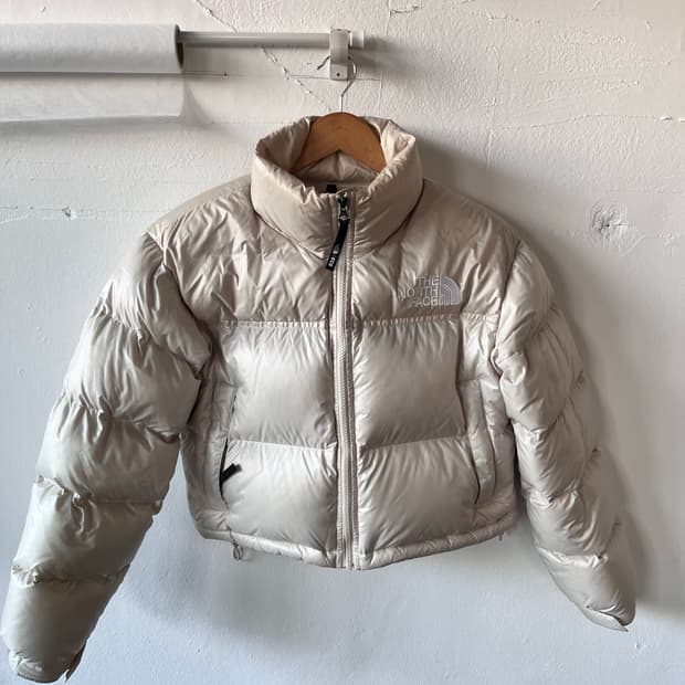 노스페이스 크롭 아이보리