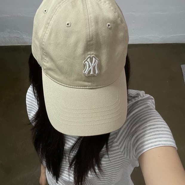 MLB 뉴욕 양키스 베이지 볼캡 56-59cm