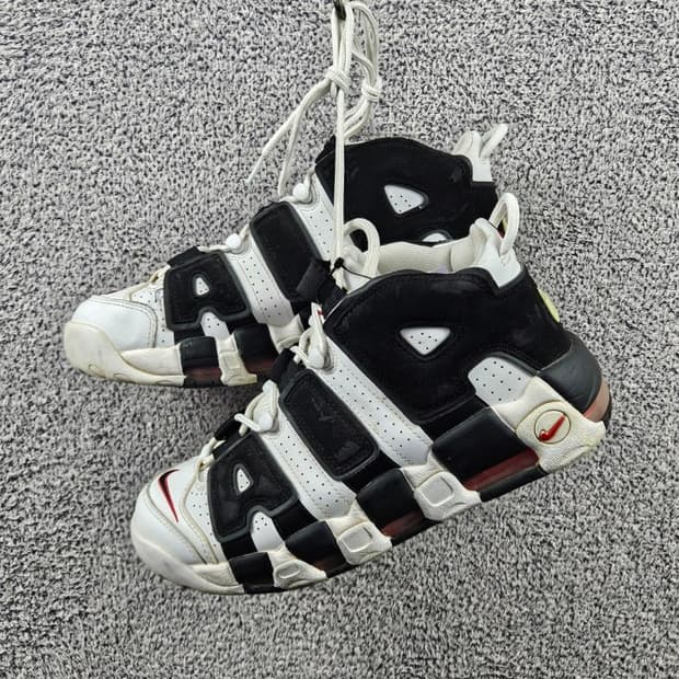 나이키 에어모어 업템포 스코티 스니커즈 ( 265MM ) / 11034