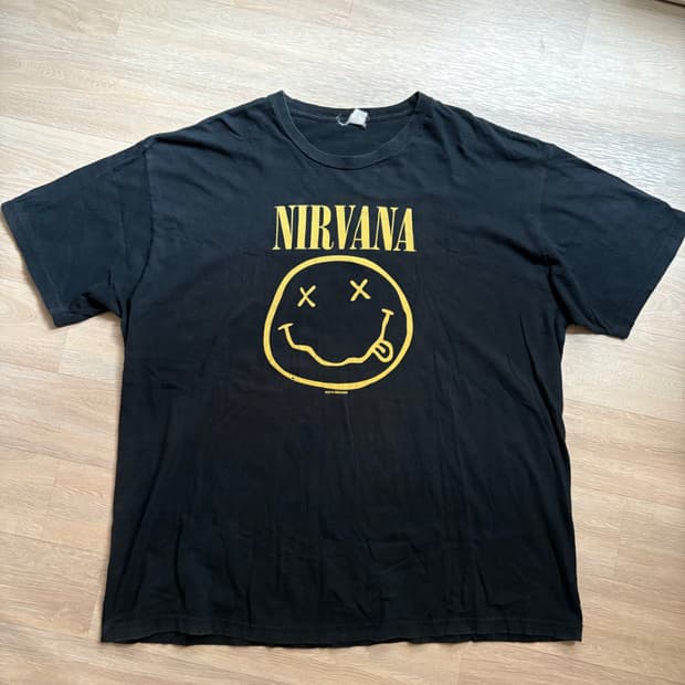 NIRVANA 너바나 스마일 빈티지 밴드티 