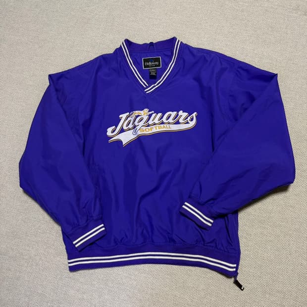 Holloway 소프트볼 제규어스 웜업