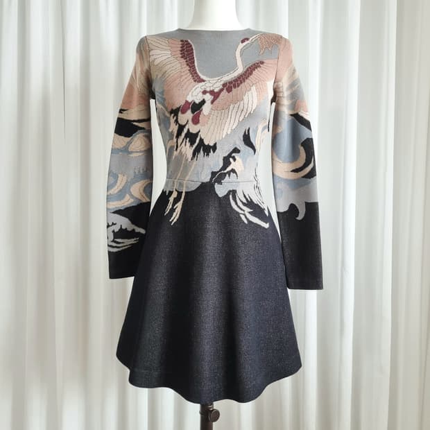 VALENTINO 발렌티노 금사디자인 니트 원피스 (44-55) 새옷수준