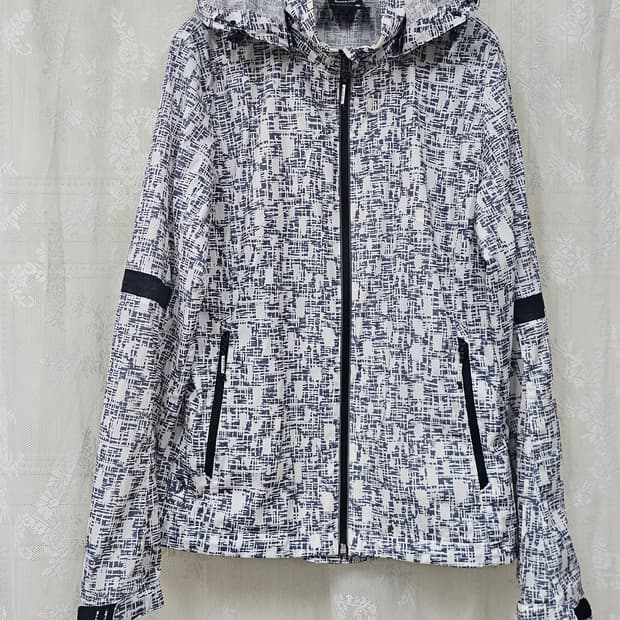 블랙야크 바람막이 