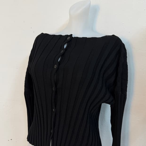 르셉템버 밀리 립 니트 가디건 