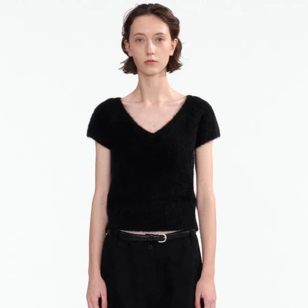 낫띵리튼 sienna v-neck short sleeve knit 블랙