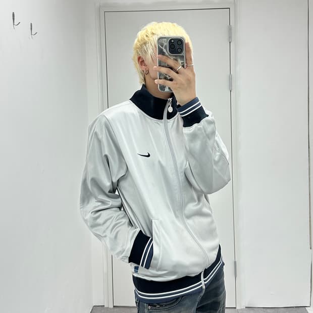 NIKE metallic jersey 