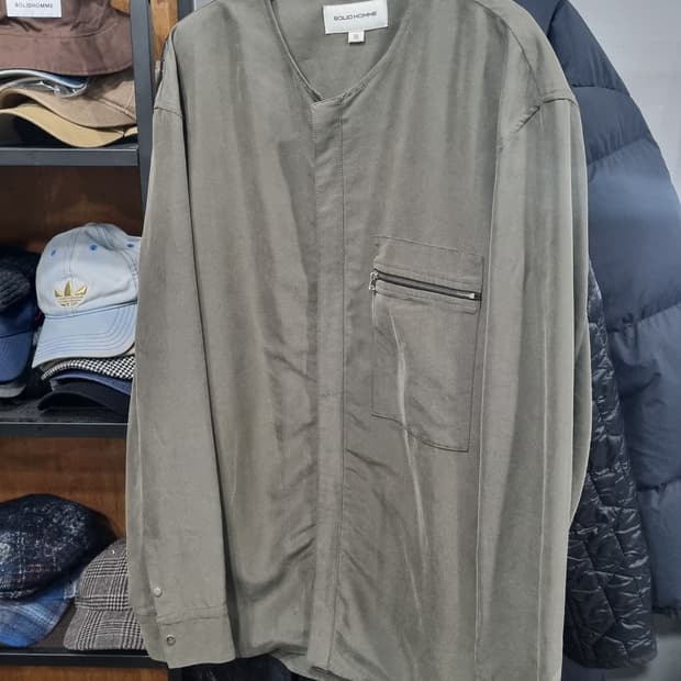 우영미 쏠리드옴므 올리브 차이나카라 집업 봄자켓 105