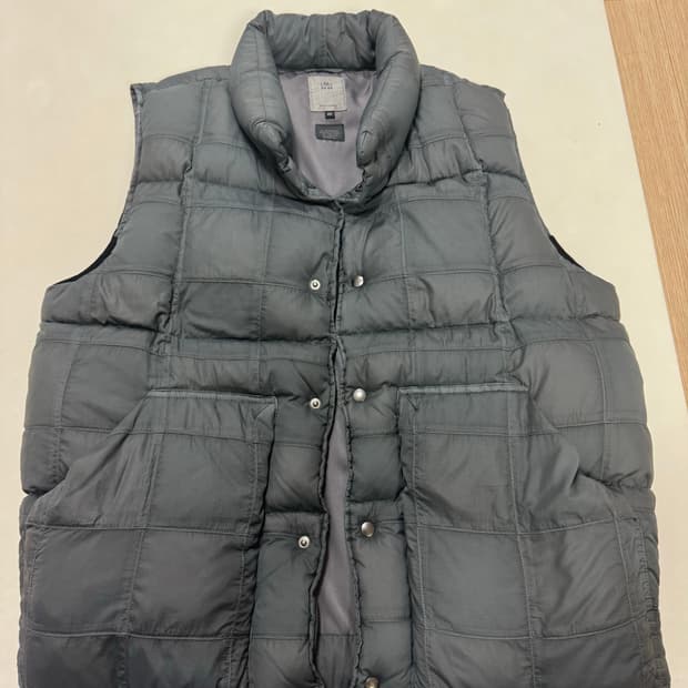 폴리테루 패치드 다운 베스트 세이지 그레이M(2)