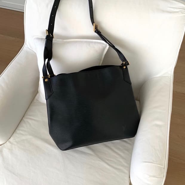 루이비통 에삐 투웨이백