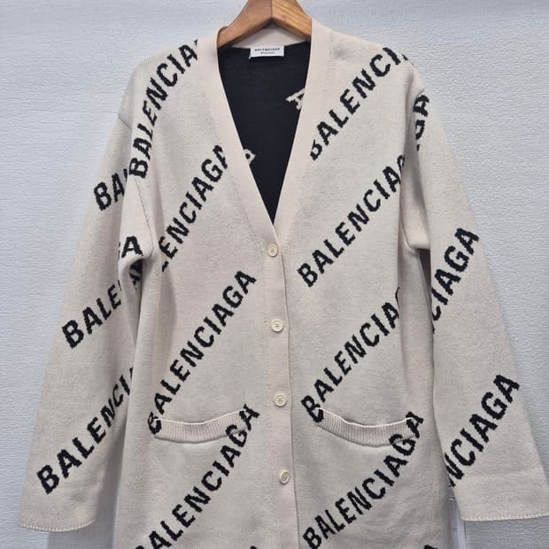 (정품) 발렌시아가 울오버 로고 니트 가디건 S / 105