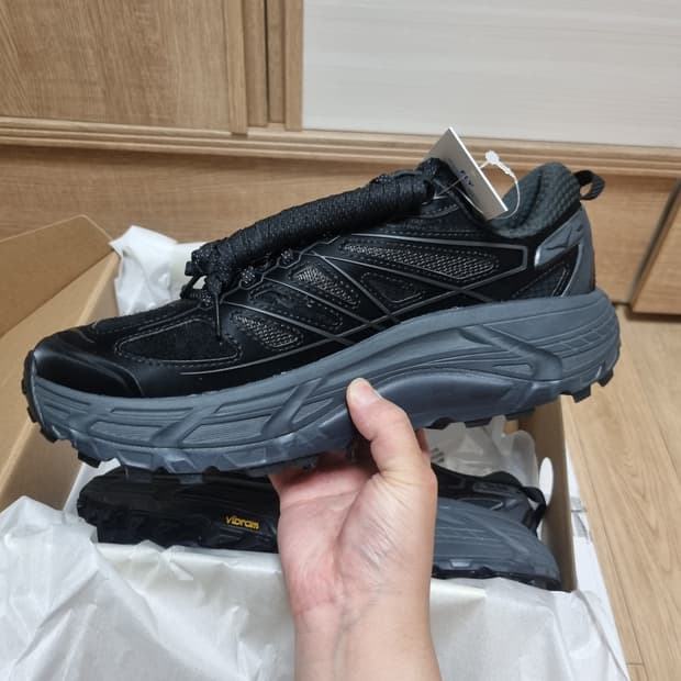 호카 x 엑슬림 마파테 스피드 2 TS 블랙 차콜
290