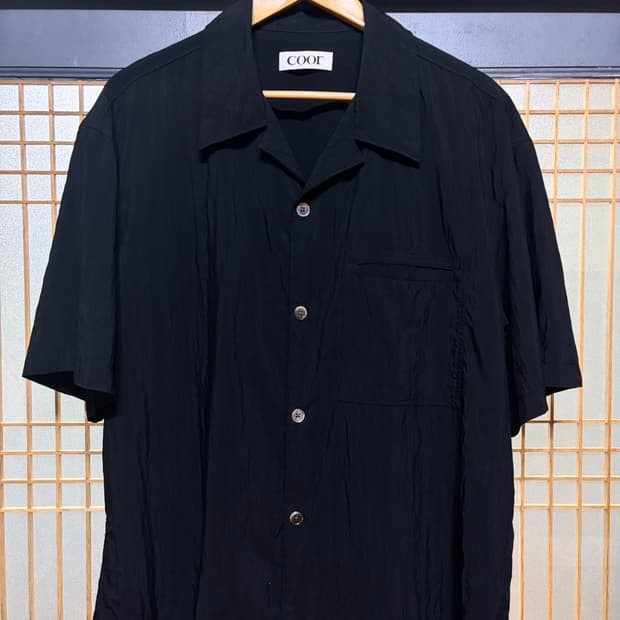 쿠어(coor) 레이온 오픈카라셔츠