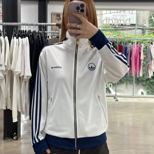 아디다스 파이어버드 배지 트랙탑 져지 클라우드화이트