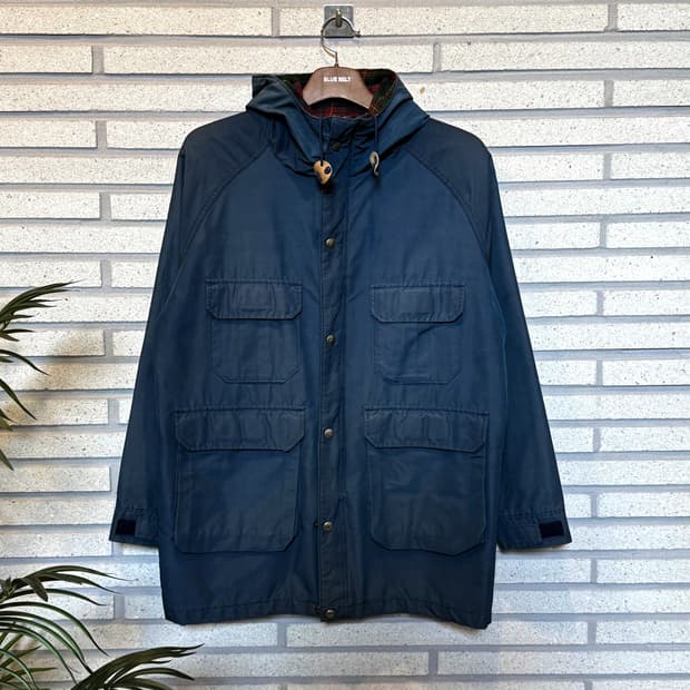 Woorlich 울리치 후드 마운틴파카 멀티포켓 체크기모 디테일 블루