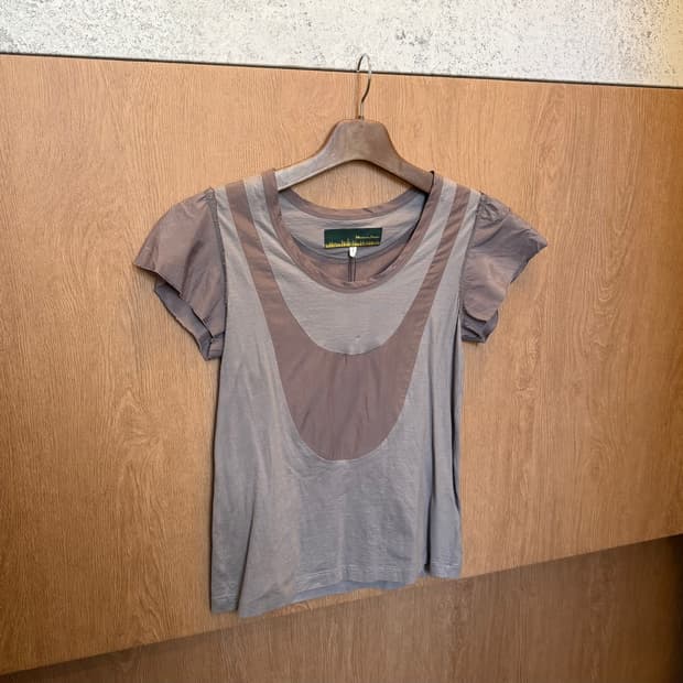 빈티지 코튼 반팔 티셔츠 배색 라인 라운드넥 디테일 레귤러핏 브라운 