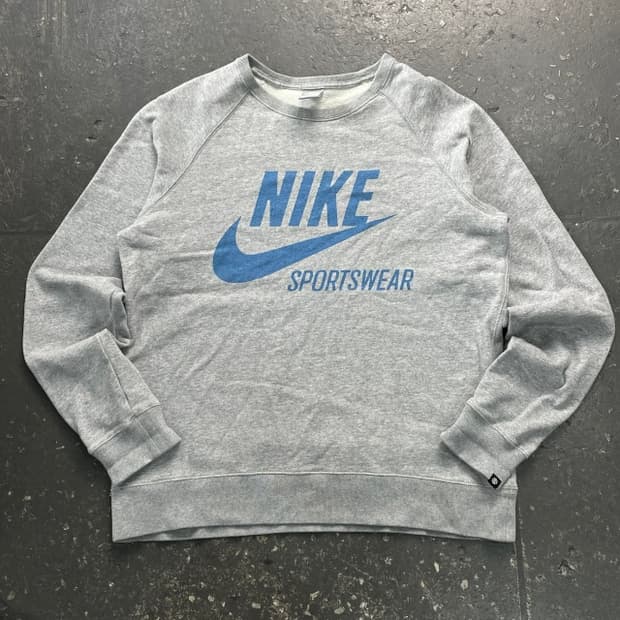 105 나이키 올드스쿨 맨투맨