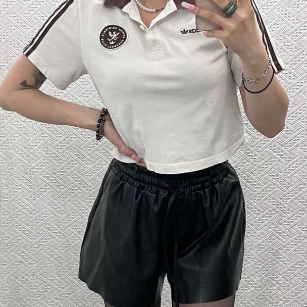 아디다스 캐주얼 키치 초코브라우니 크롭 반팔 카라티 XS C12469