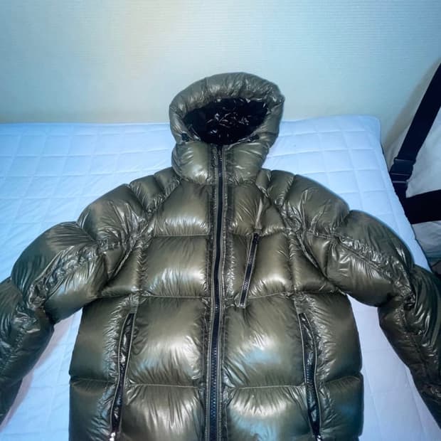 무신사 스탠다드 패딩 카키 M