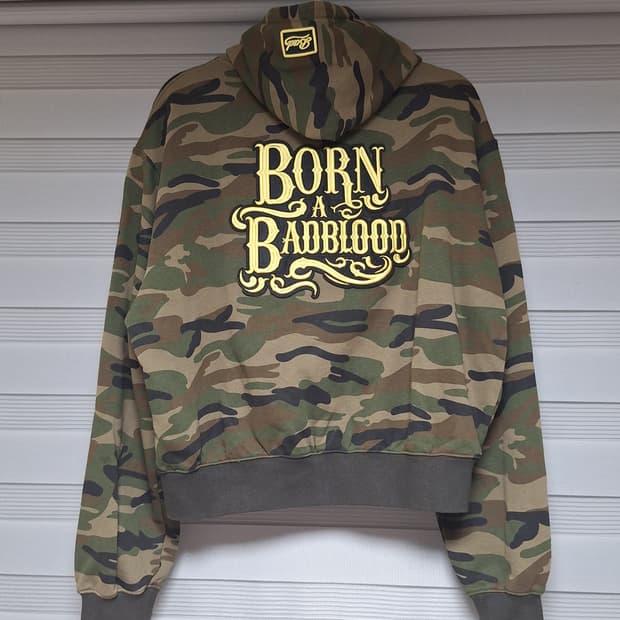 단종 배드블러드 희귀 밀리터리 카모 후드집업