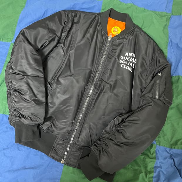 [판매] 안티소셜소셜클럽 MA-1 M사이즈 새상품