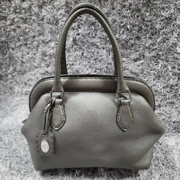 펜디 레더 토트백