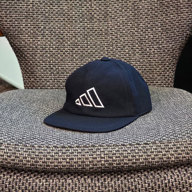 아디다스 올드스쿨 모자 
