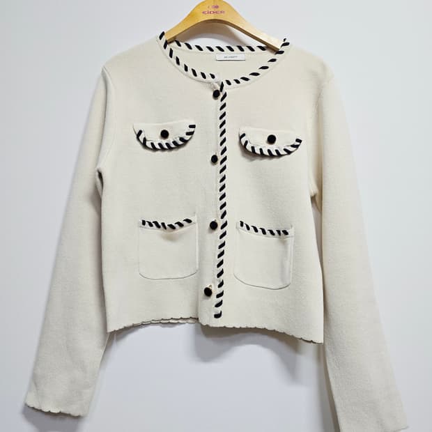 JJ지고트 아이보리  가디건