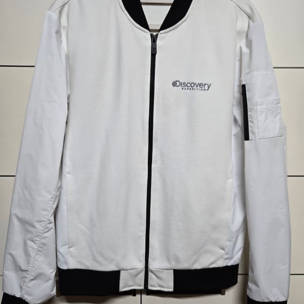 디스커버리 남성 화이트 항공점퍼 봄버자켓