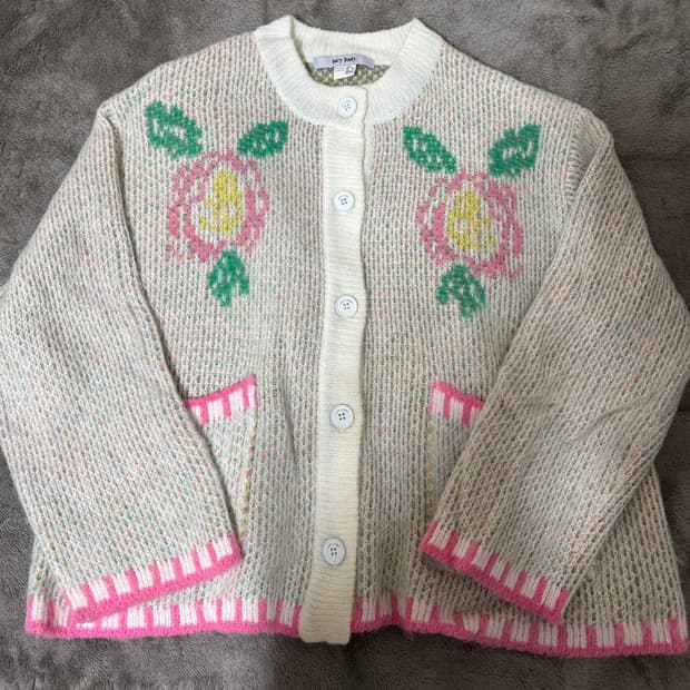 쥬시쥬디 쟈가드니트 가디건