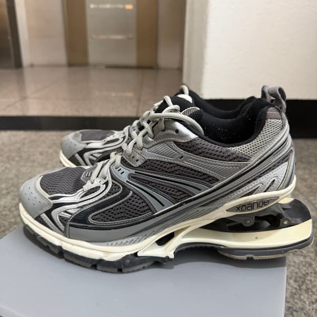 발렌시아가 엑스팬더 그레이 42