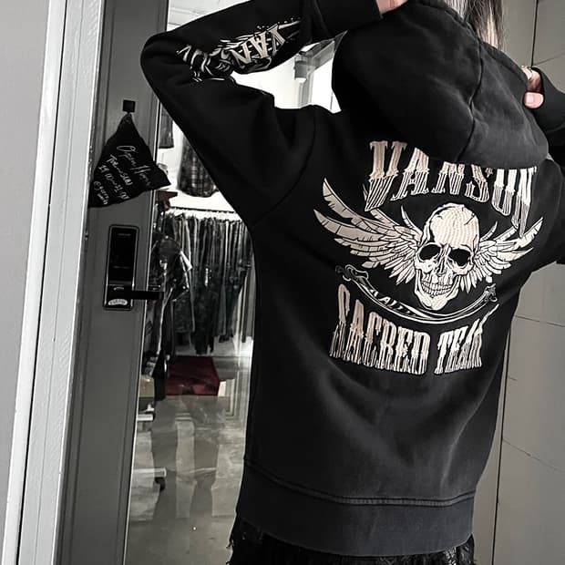 밴슨 백 아트워크 디테일 오버핏 후드집업