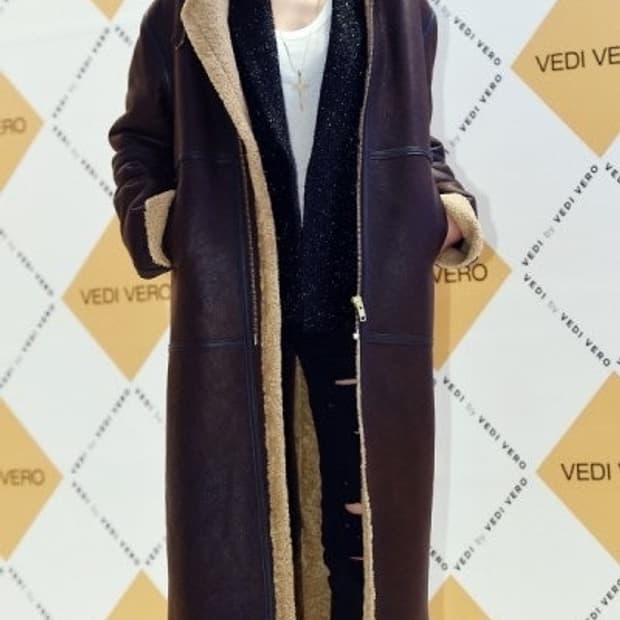 인스턴트펑크 리얼 무스탕, 롱 무스탕