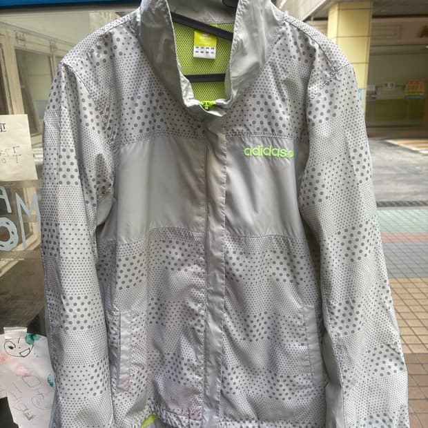 아디다스 도트 그레이 바람막이
