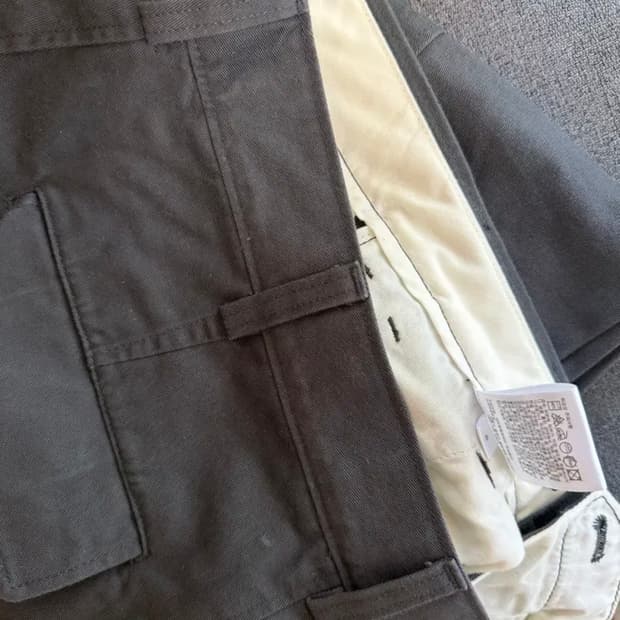 유니클로u 치노팬츠 그레이 색상 73사이즈