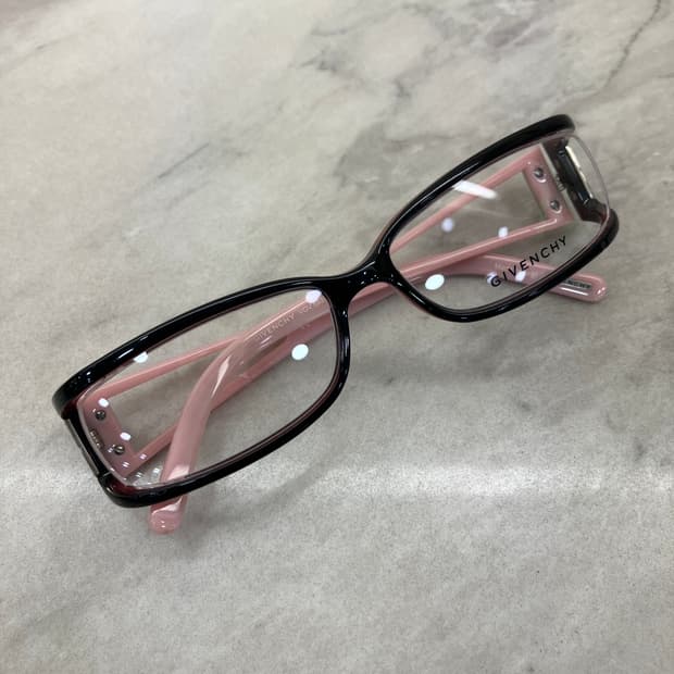 B42 지방시 GIVENCHY 레드핑크 스퀘어 큐빅 뿔테 안경