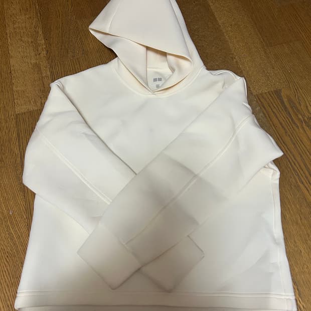 유니클로 크롭 후드티