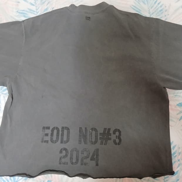 반팔티셔츠  (브랜드 : EOD NO#J )