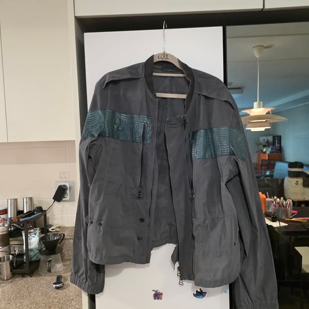 LANVIN 랑방 파이톤 가죽 테크 자켓 