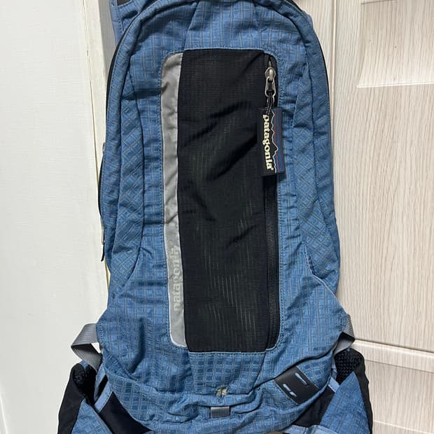 파타고니아 나인 트레일즈 15L 배낭