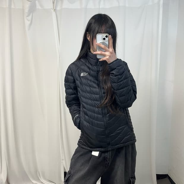 The North Face black lightweight padding