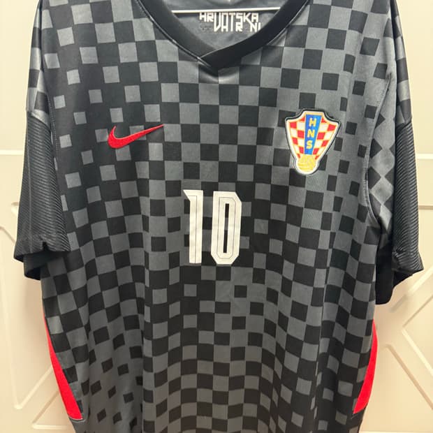 20-22 크로아티아 모드리치 유니폼