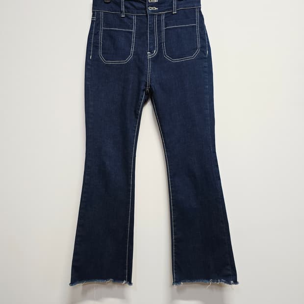 에고이스트 하이웨스트 부츠컷 데님 팬츠66