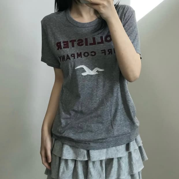 홀리스터 반팔