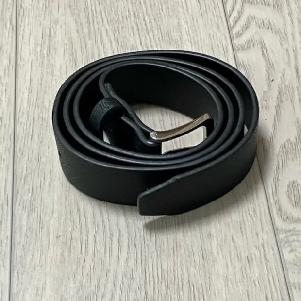 에잇세컨즈 블랙 사피아노 벨트