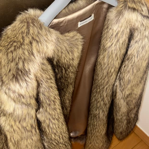 브라운 퍼 자켓 팔아요